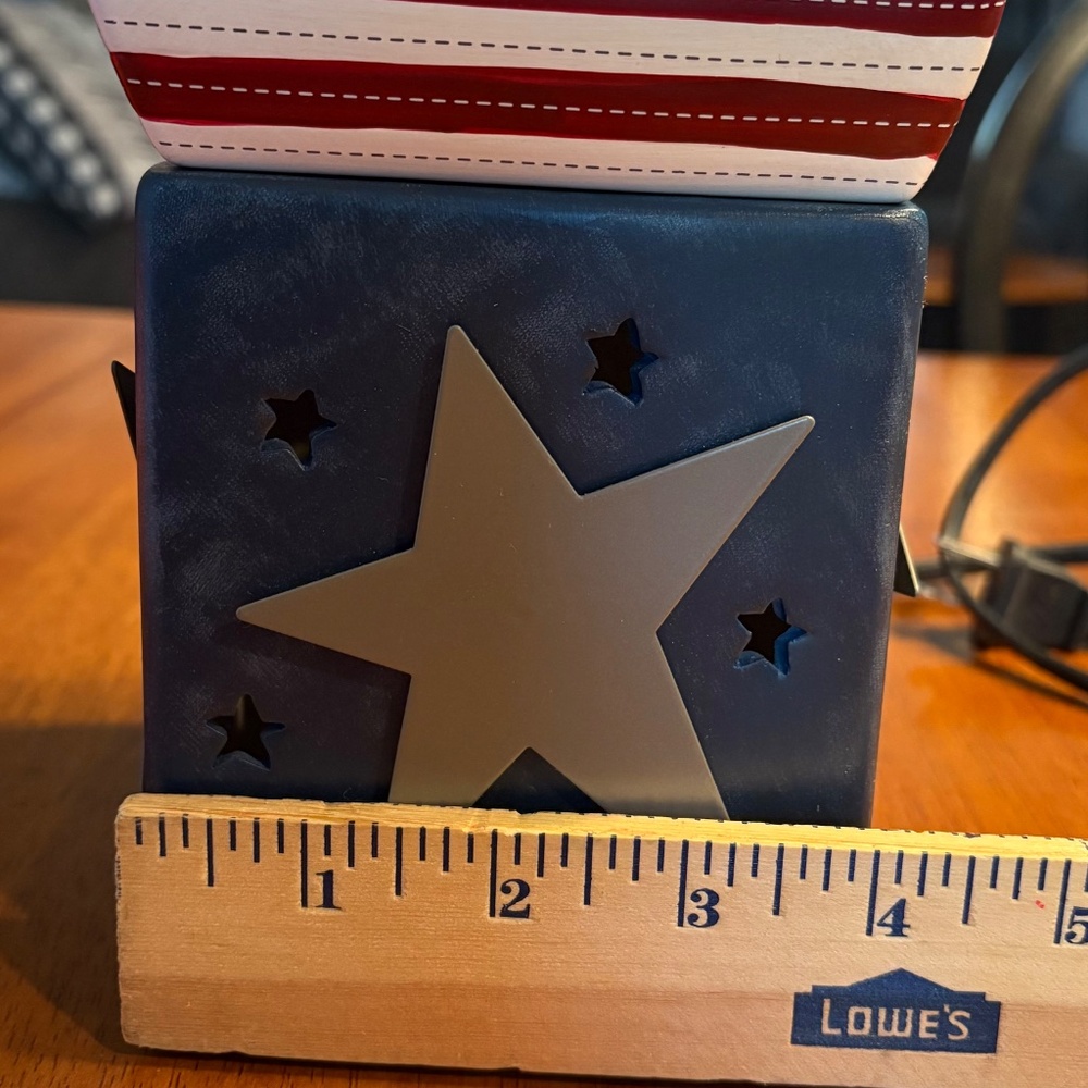 Scentsy Wax Warmer Electric Retired Liberty Patriotic Tin Stars - Picture 14 of 15